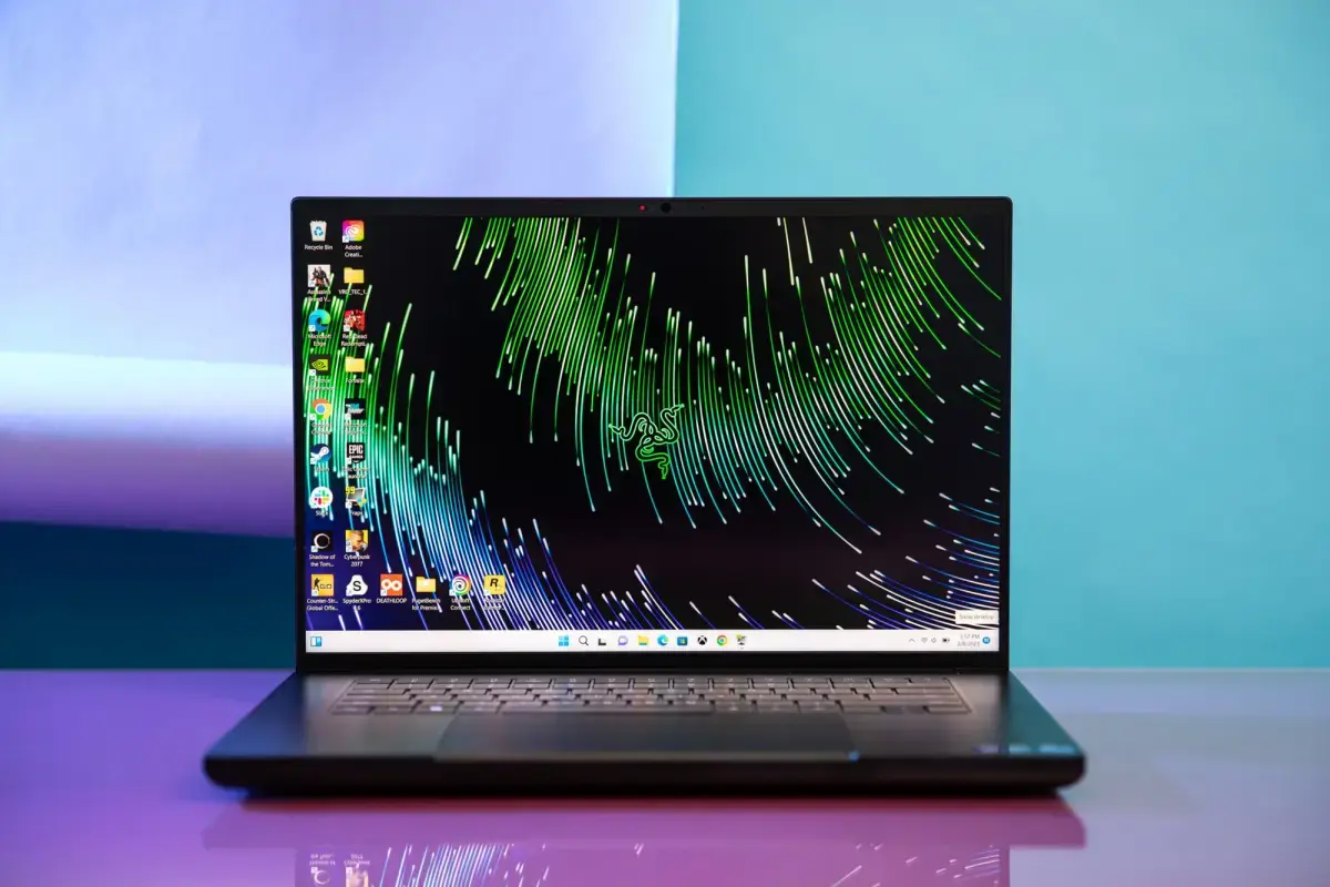 Razer Blade 16, Laptop Gaming Elegan untuk Gamer dan Kreator