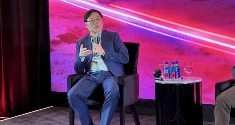CEO Lenovo Yang Yuanqing, Tokoh di Balik Ambisi Raksasa Teknologi Global