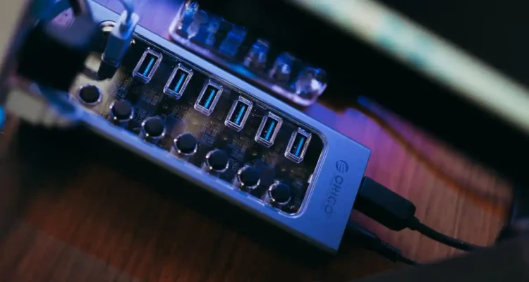 USB Hub Compact, Perangkat Kecil yang Bikin Meja Kerja Lebih Rapi