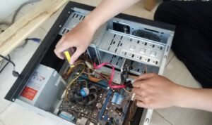 Servis Komputer yang Tepat, Dari Pemeriksaan Awal sampai Perangkat Kembali Normal Servis Komputer yang Tepat, Dari Pemeriksaan Awal sampai Perangkat Kembali Normal
